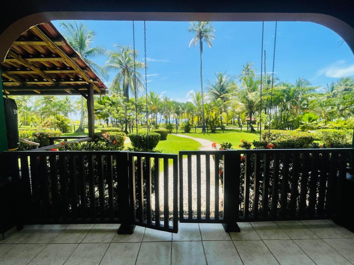 Cocomar Beachfront Hotel Parrita Exterior foto